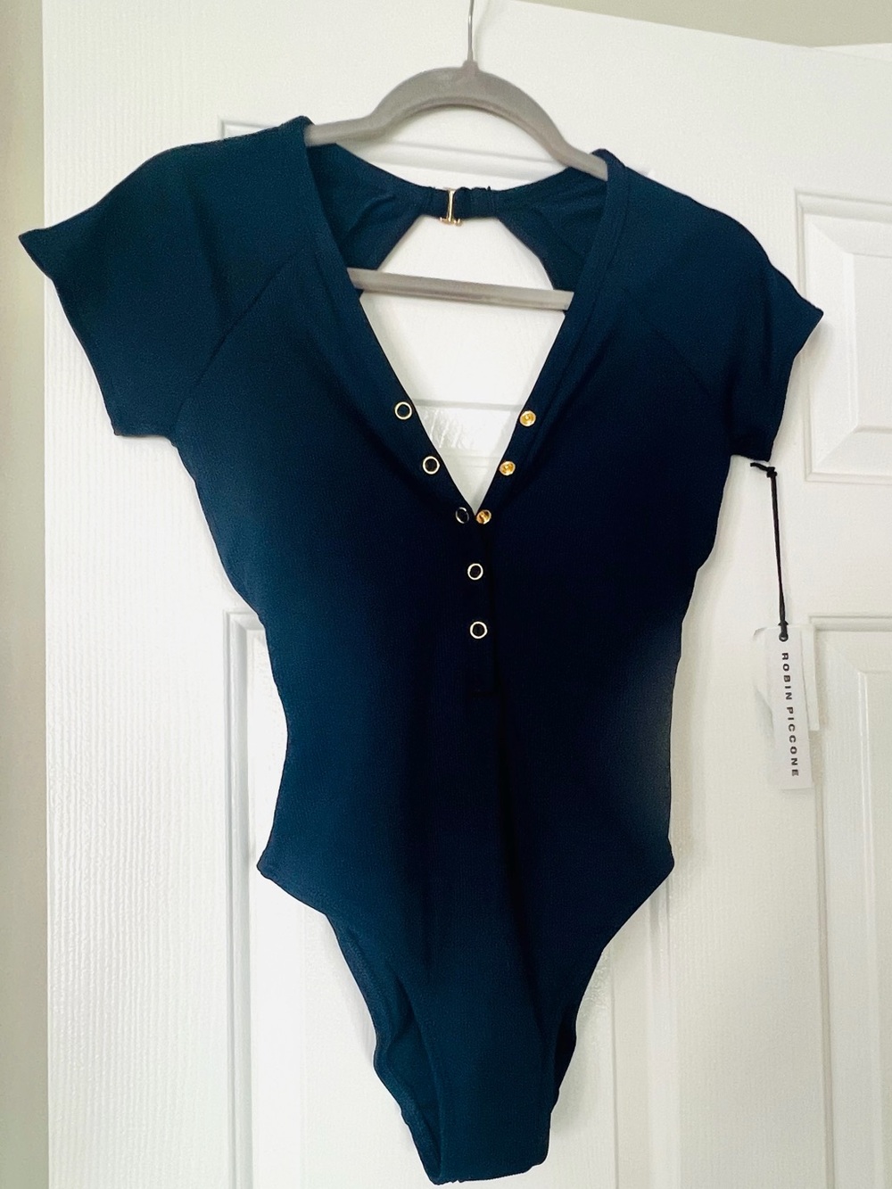 Robin Piccone Amy Short Sleeve One-Piece Swimsuit, NWT, size 6